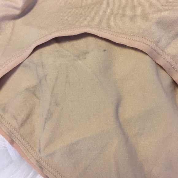 NEW Gloria Vanderbilt Seamless Shaping Brief 2 Pk - Picture 3 of 4